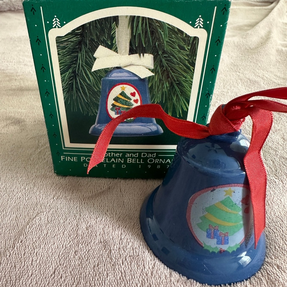 Hallmark Mother and Dad 1987 Fine Porcelain Bell‎ Christmas Ornament